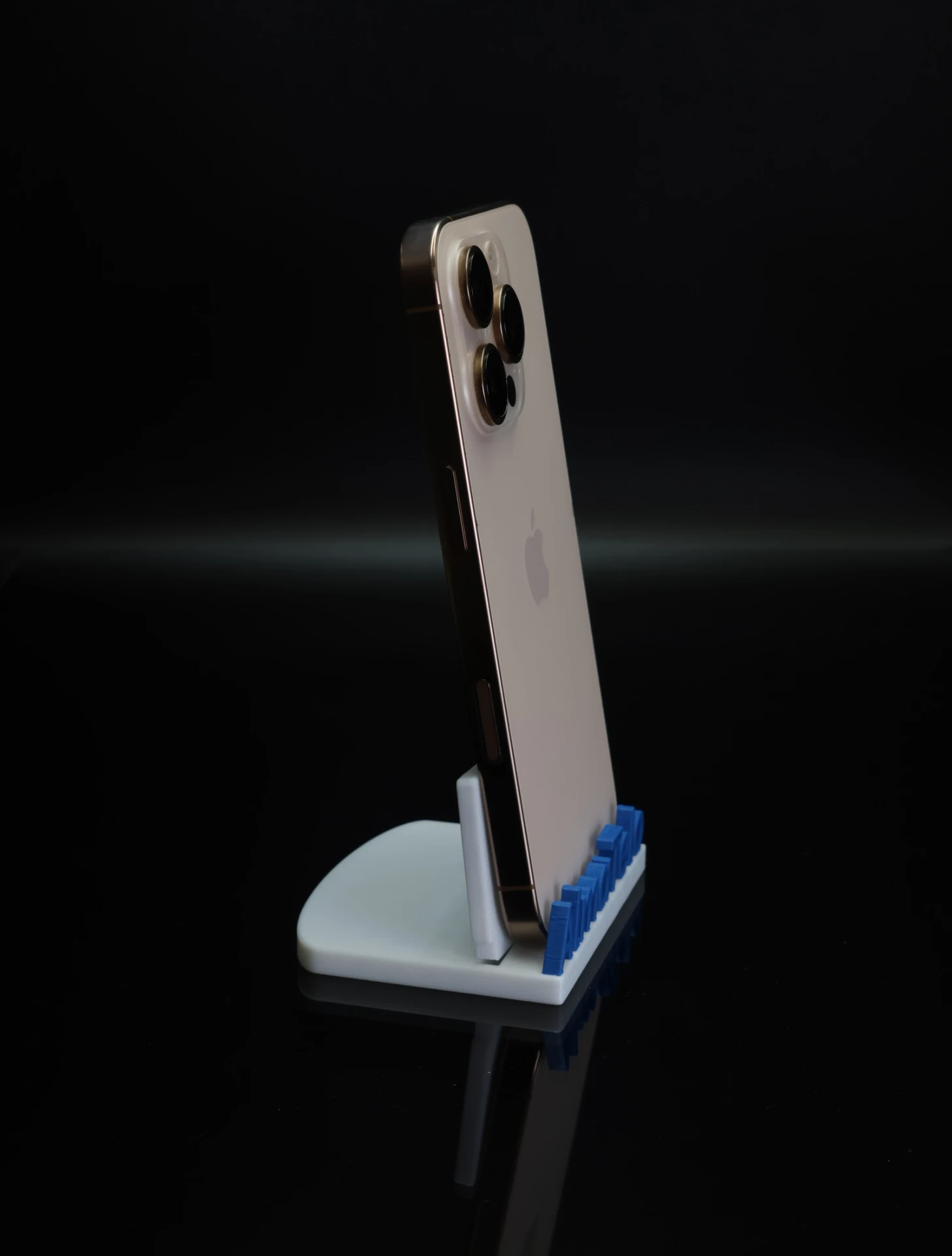 Apple iPhone 16 Pro 128 GB Desert Titanium 90% akku - 12 HÓ GARANCIA