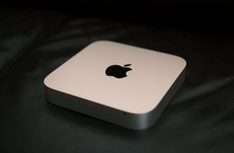 Mac Mini 2.5GHz Dual-Core Intel Core i5 500GB SSD 8GB RAM 