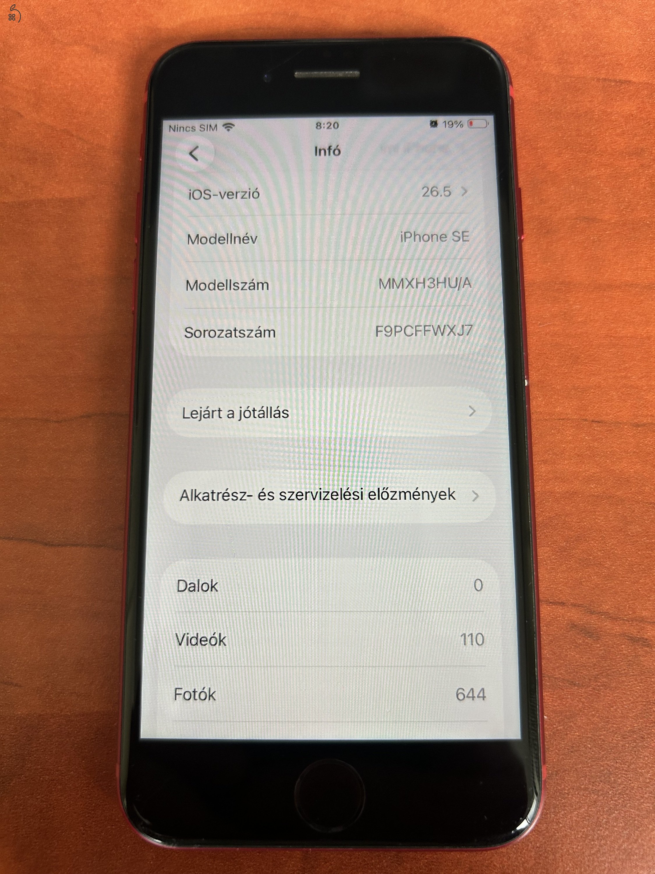 iPhone SE 64 GB PRODUCT(RED) – akku cserélve, eredeti töltőkábellel
