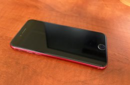 iPhone SE 64 GB PRODUCT(RED) – akku cserélve, eredeti töltőkábellel