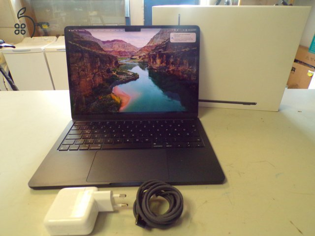Apple MacBook Air 13” A2681 laptop jótállással