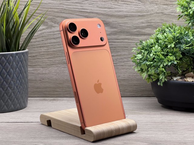 Hibátlan 17 iPhone Pro Max Cosmic Orange 256GB E-sim 2 ÉV Garanciával 100%