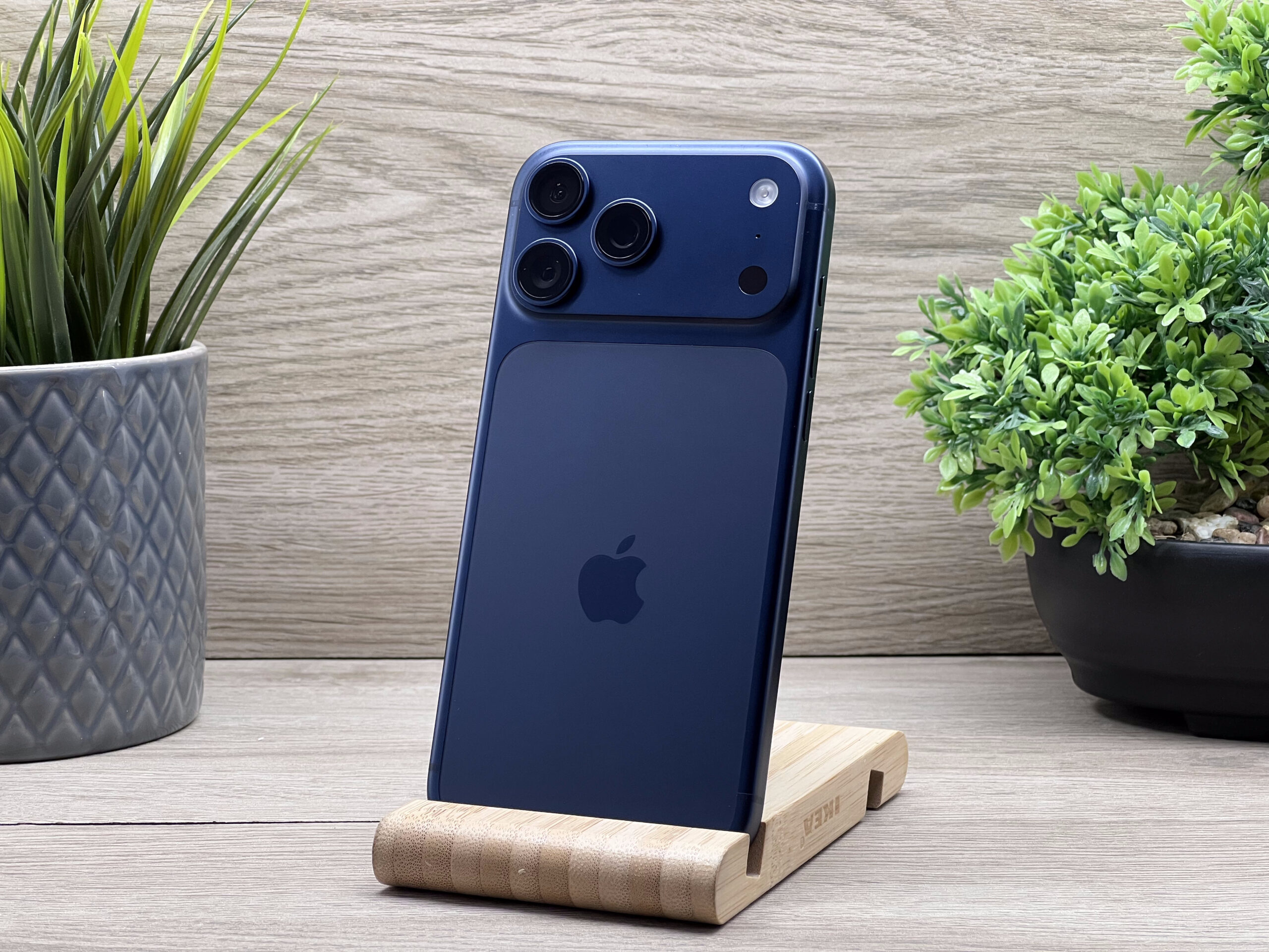 iPhone 17 Pro Max Deep Blue 256GB E-sim 2 ÉV Garanciával 100%