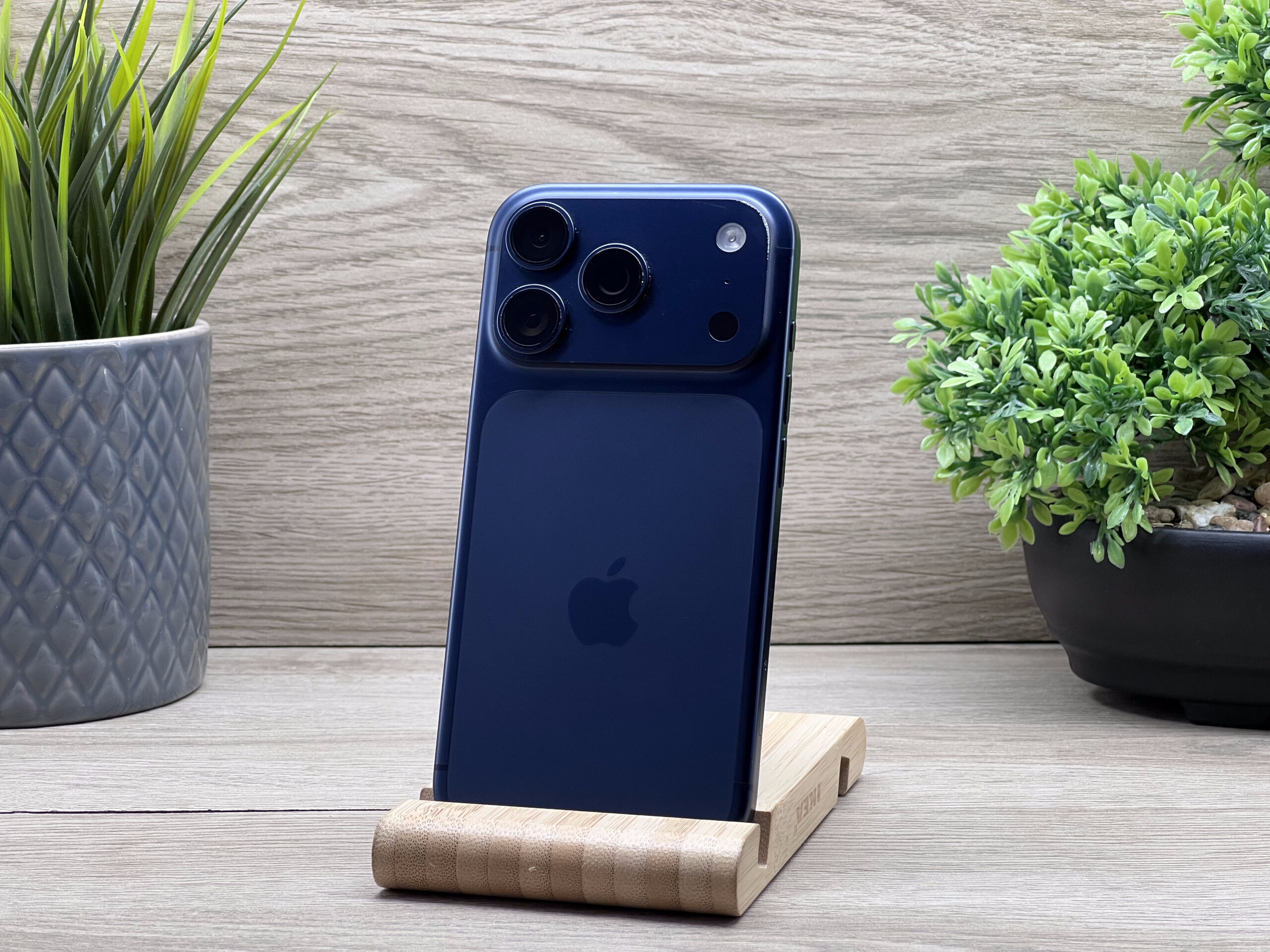 iPhone 17 Pro Deep Blue 256GB 2 ÉV Garanciával 100%