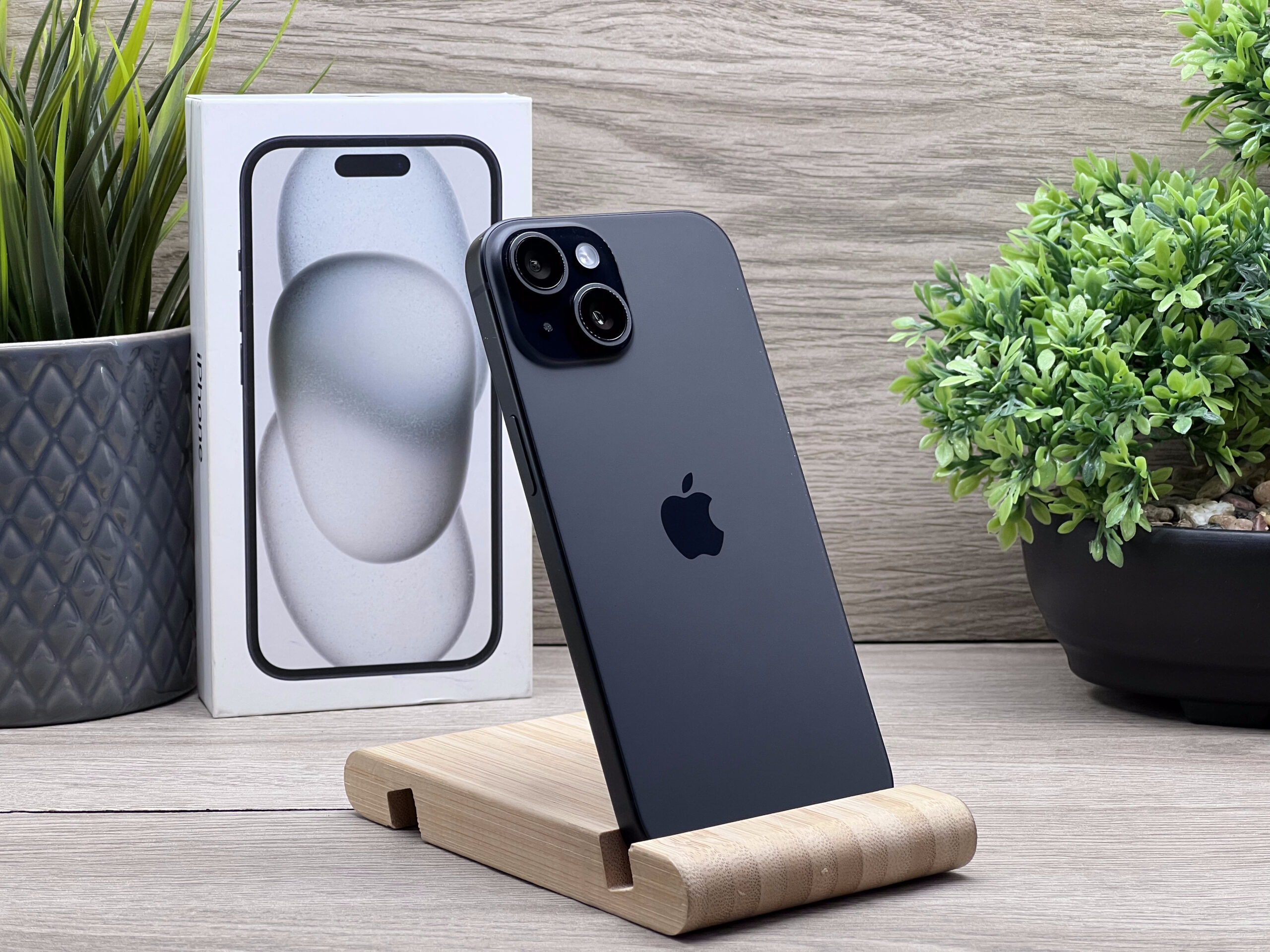 iPhone 15 Black 128GB 2 ÉV Garanciával 90%