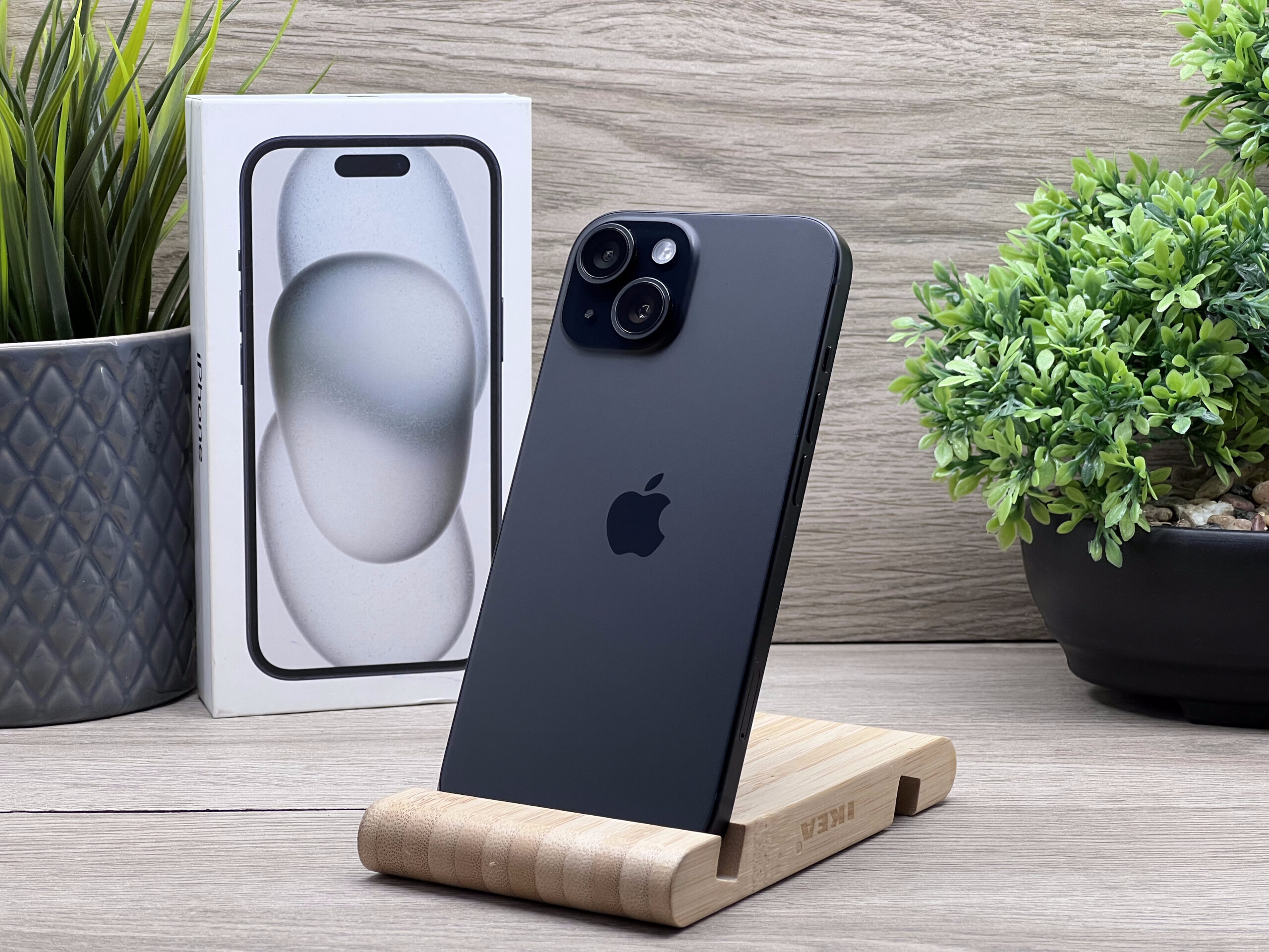 iPhone 15 Black 128GB 2 ÉV Garanciával 90%