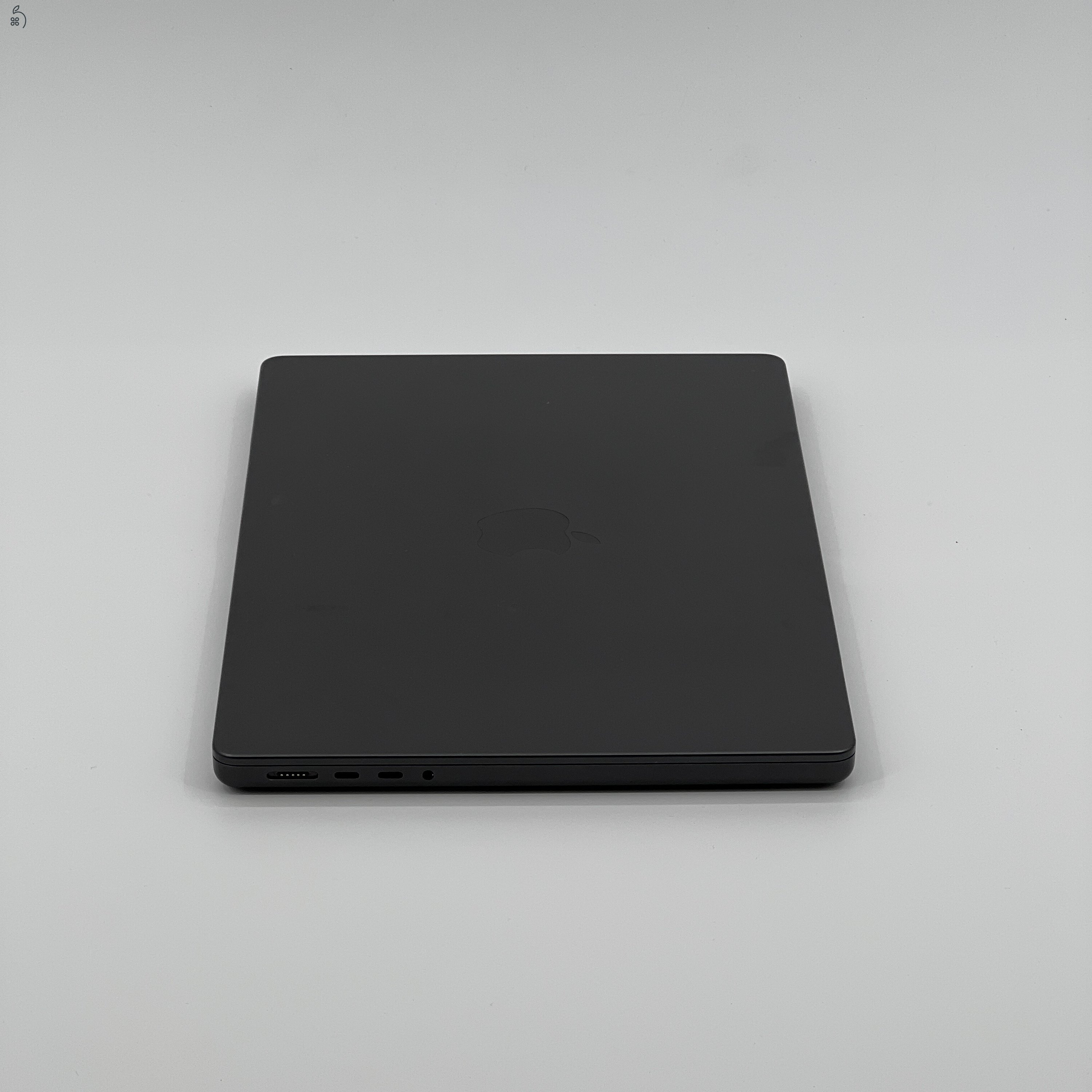MacBook Pro 14
