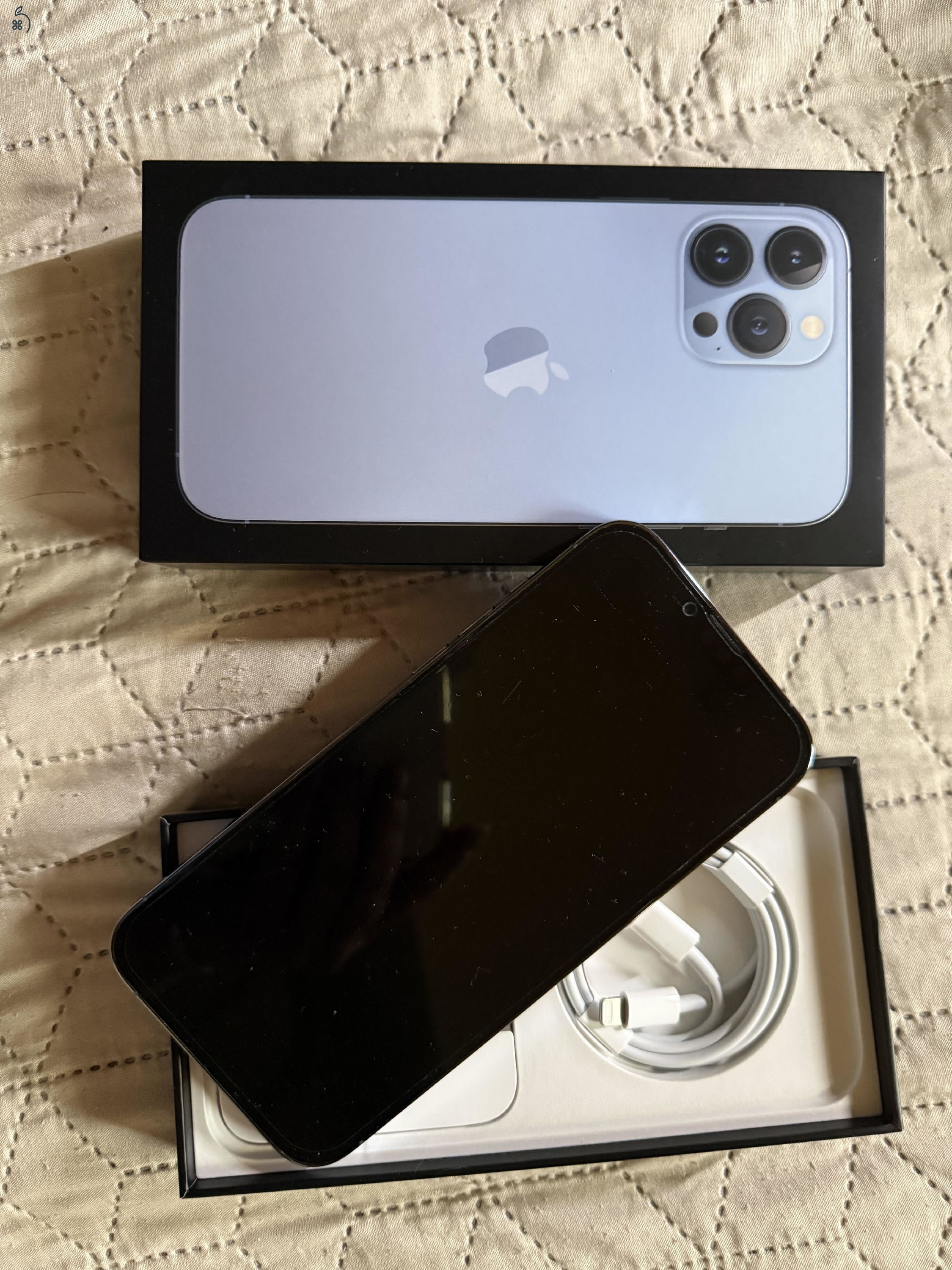 ELADÓ  (fóliázott, tokban tartott) iPhone 13 pro max, sierra blue, 128Gb