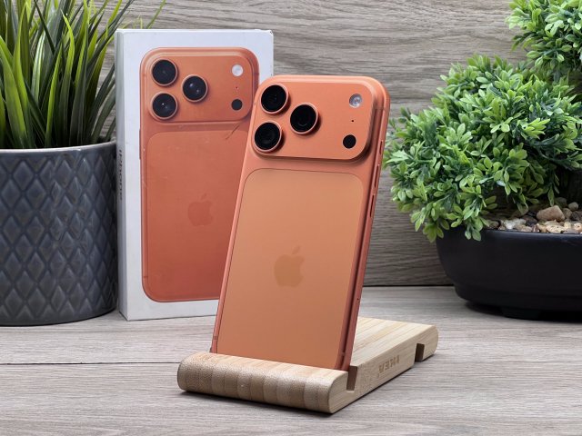 Hibátlan iPhone 17 Pro Cosmic Orange 256GB 2 ÉV Garanciával 100%