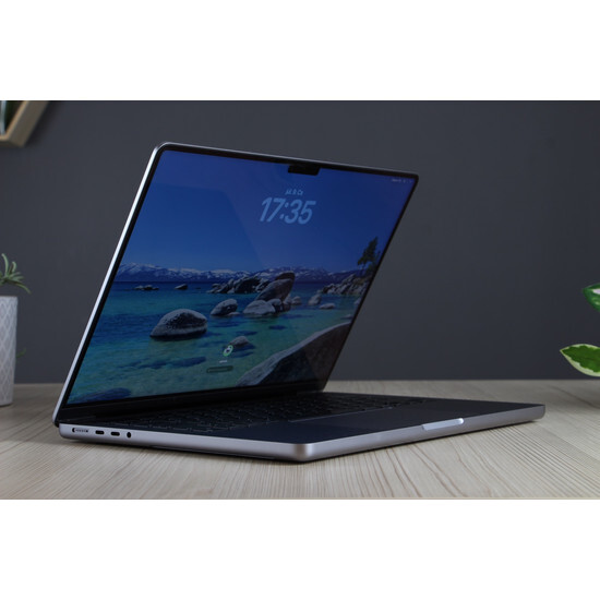 Használt MacBook Pro 14