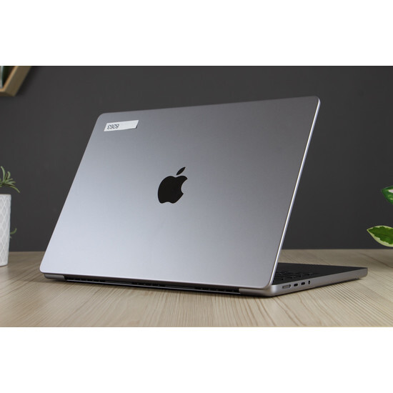 Használt MacBook Pro 14