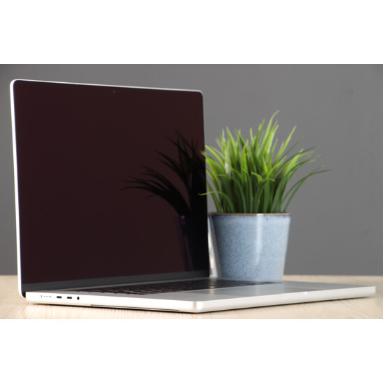 Újszerű Apple Macbook Pro 16