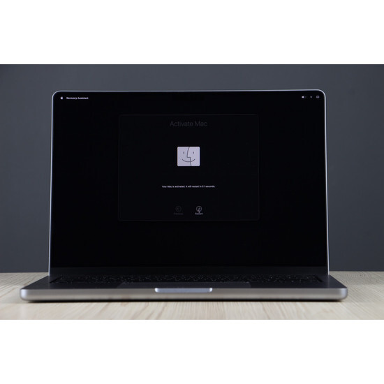 Újszerű Apple MacBook Pro 14