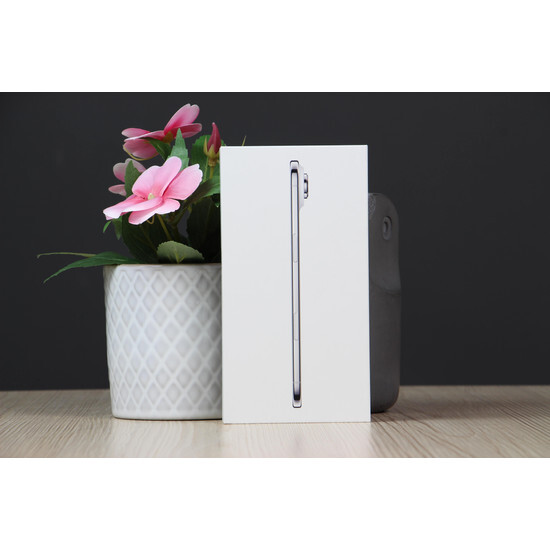Új Apple iPhone Air 1TB Cloud White US-7266