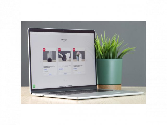 Használt Apple MacBook Air 15