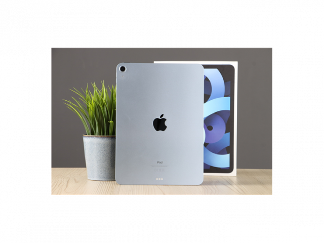 Használt Apple iPad Air 4 64GB kék WFfi A US-8157