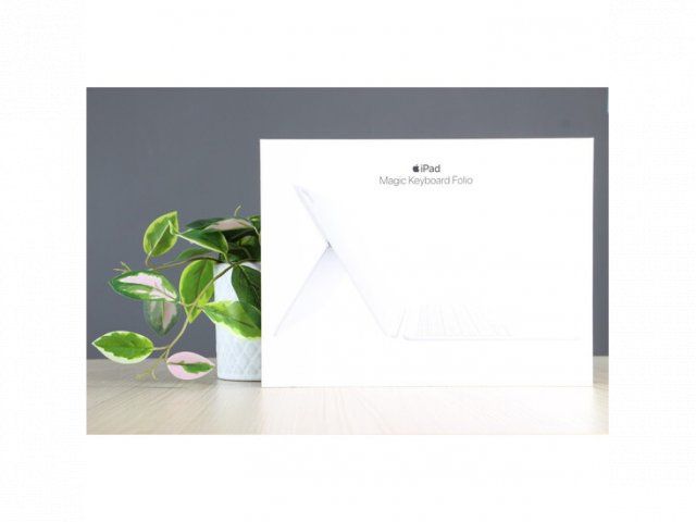 Használt Magic Keyboard Folio iPad 10.gen. HUN A+ US-8228