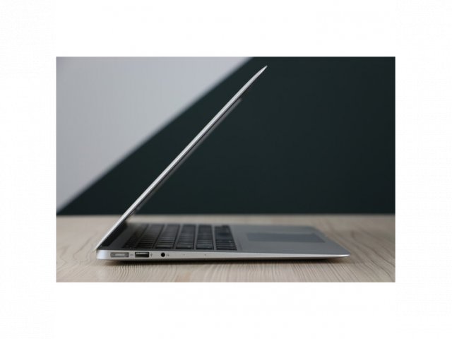 Használt MacBook Air 13.3