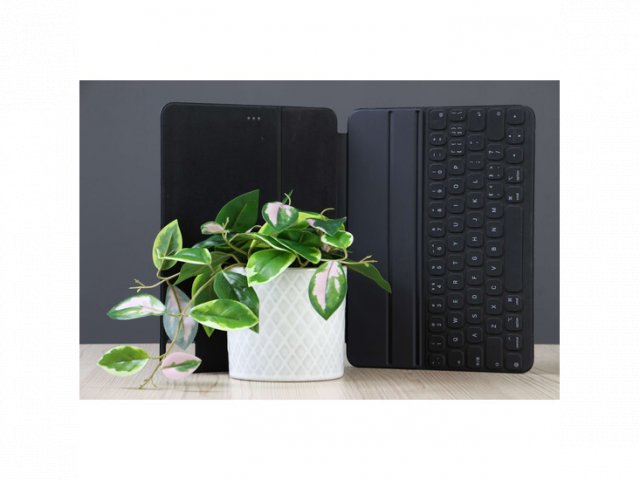 Használt Apple Magic Keyboard Folio iPad Pro/ Air 11