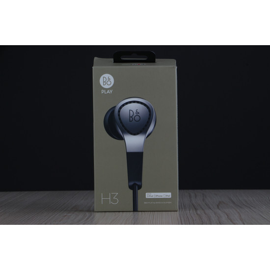 Még fóliás BeoPlay H3 fülhallgató US-3184