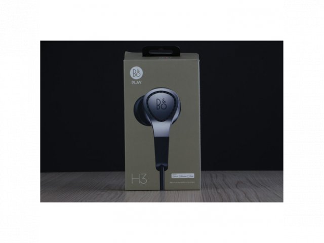 Még fóliás BeoPlay H3 fülhallgató US-3184