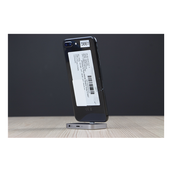 Használt Apple iPhone 8 Plus 64 GB Fekete C+ US-5661