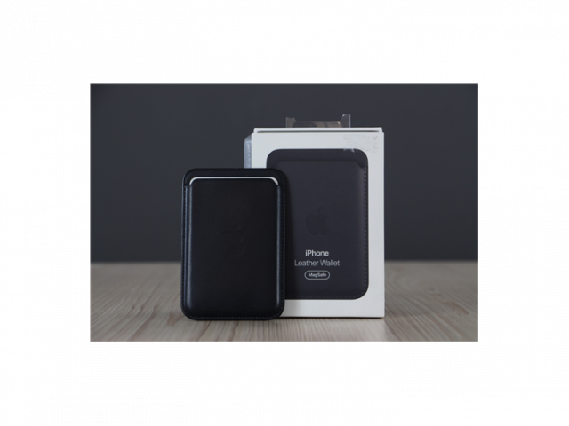 Használt iPhone Leather Wallet Midnight US-4546