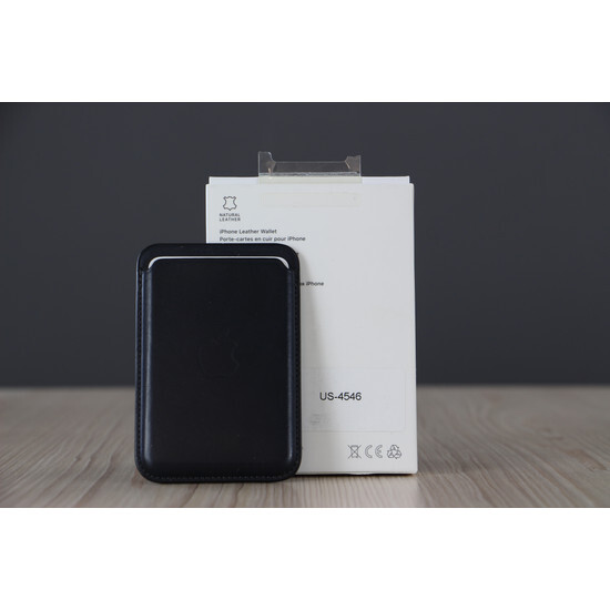 Használt iPhone Leather Wallet Midnight US-4546