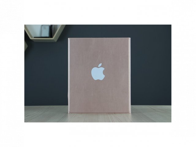 Használt billentyűzetes tok ceruzával - iPad 12.9