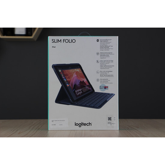 Újszerű Logitech Slim Folio for iPad Air / Air 2 9.7