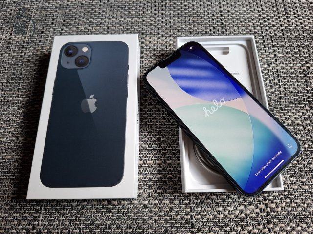 iPhone 13 Midnight (éjfekete) 128 GB kártyafüggetlen + Ajándék tokok