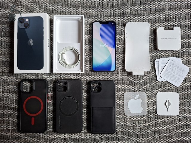 iPhone 13 Midnight (éjfekete) 128 GB kártyafüggetlen + Ajándék tokok