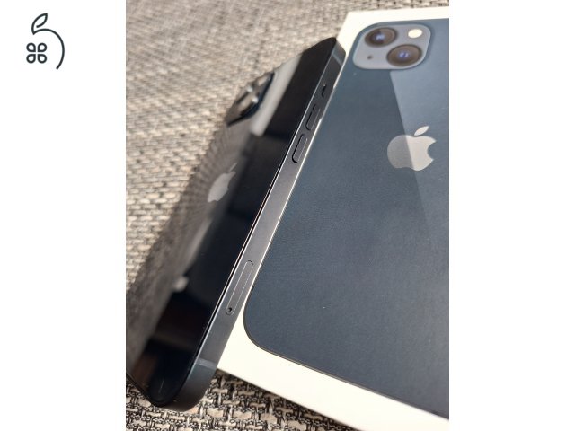 iPhone 13 Midnight (éjfekete) 128 GB kártyafüggetlen + Ajándék tokok