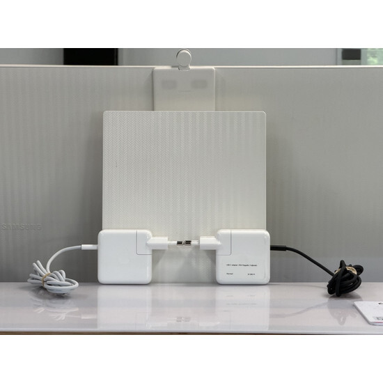 Használt USB-C adapter 70W Magsafe 3 kábellel