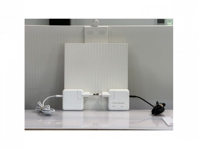 Használt USB-C adapter 70W Magsafe 3 kábellel