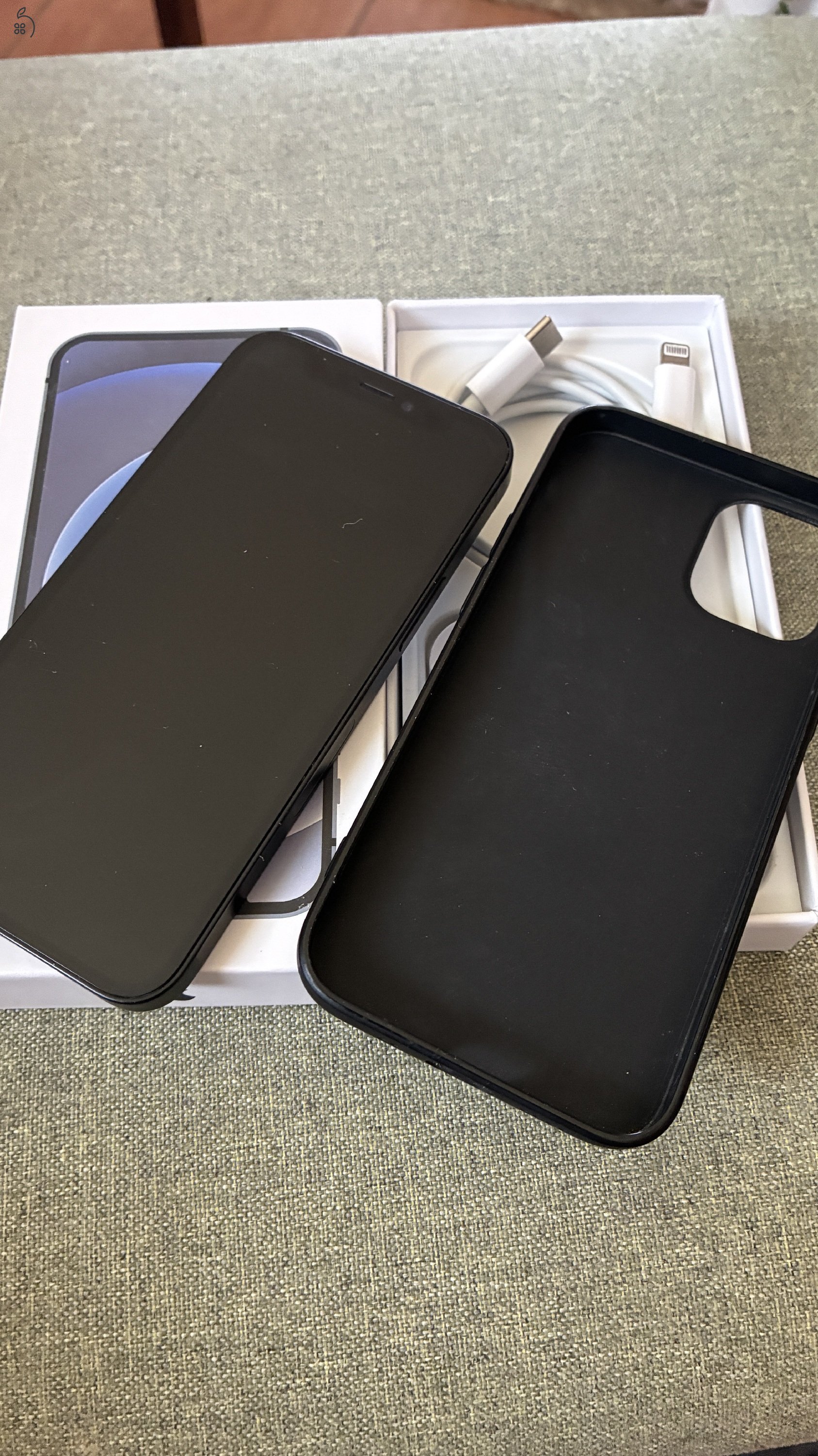 iPhone 12 mini 64 GB fekete