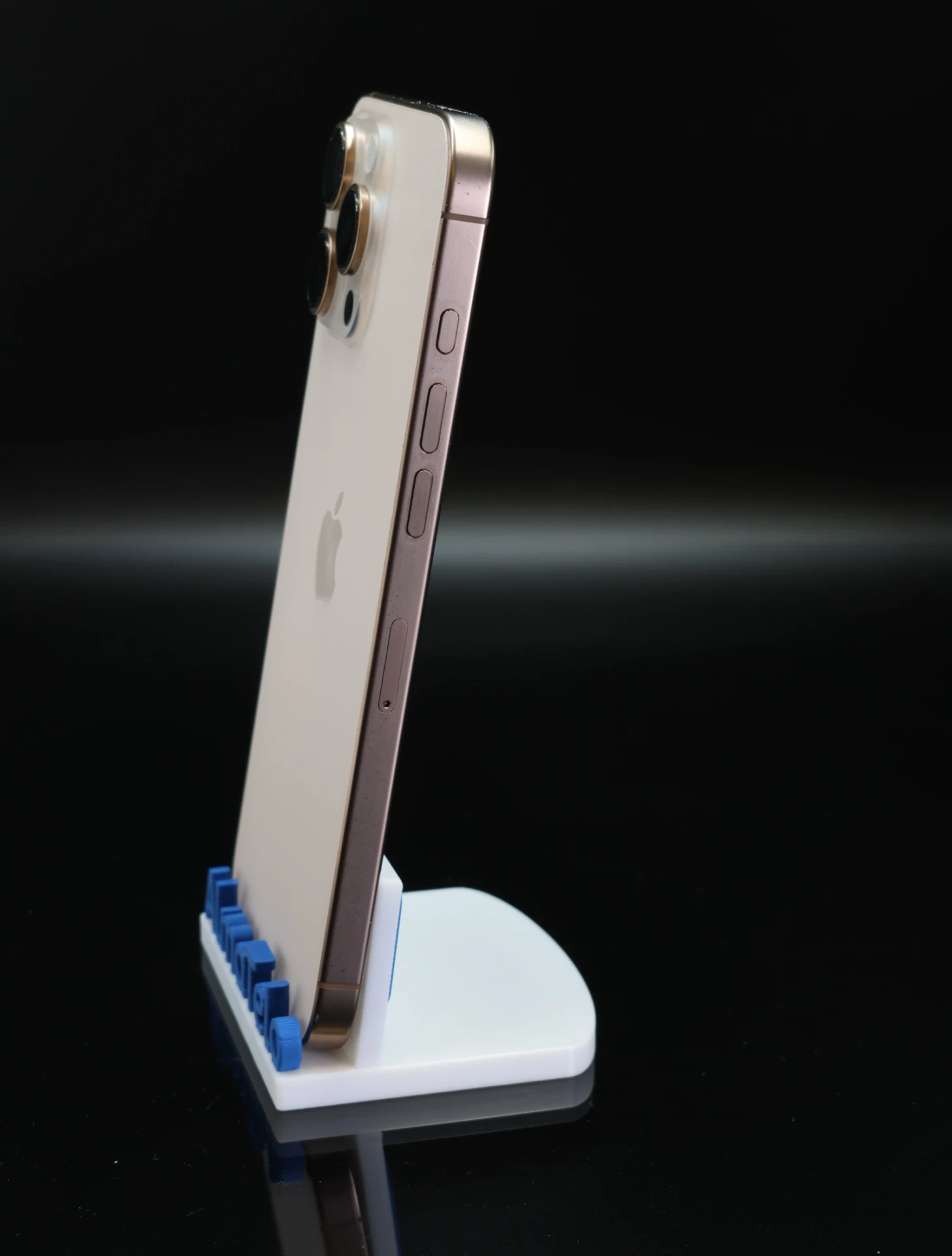 Apple iPhone 16 Pro Max 256 GB Desert Titanium 100% akku - 12 HÓ GARANCIA