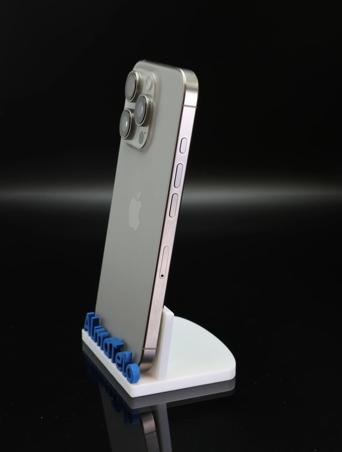 Apple iPhone 16 Pro 128 GB Natural Titanium 92% akku - 12 HÓ GARANCIA
