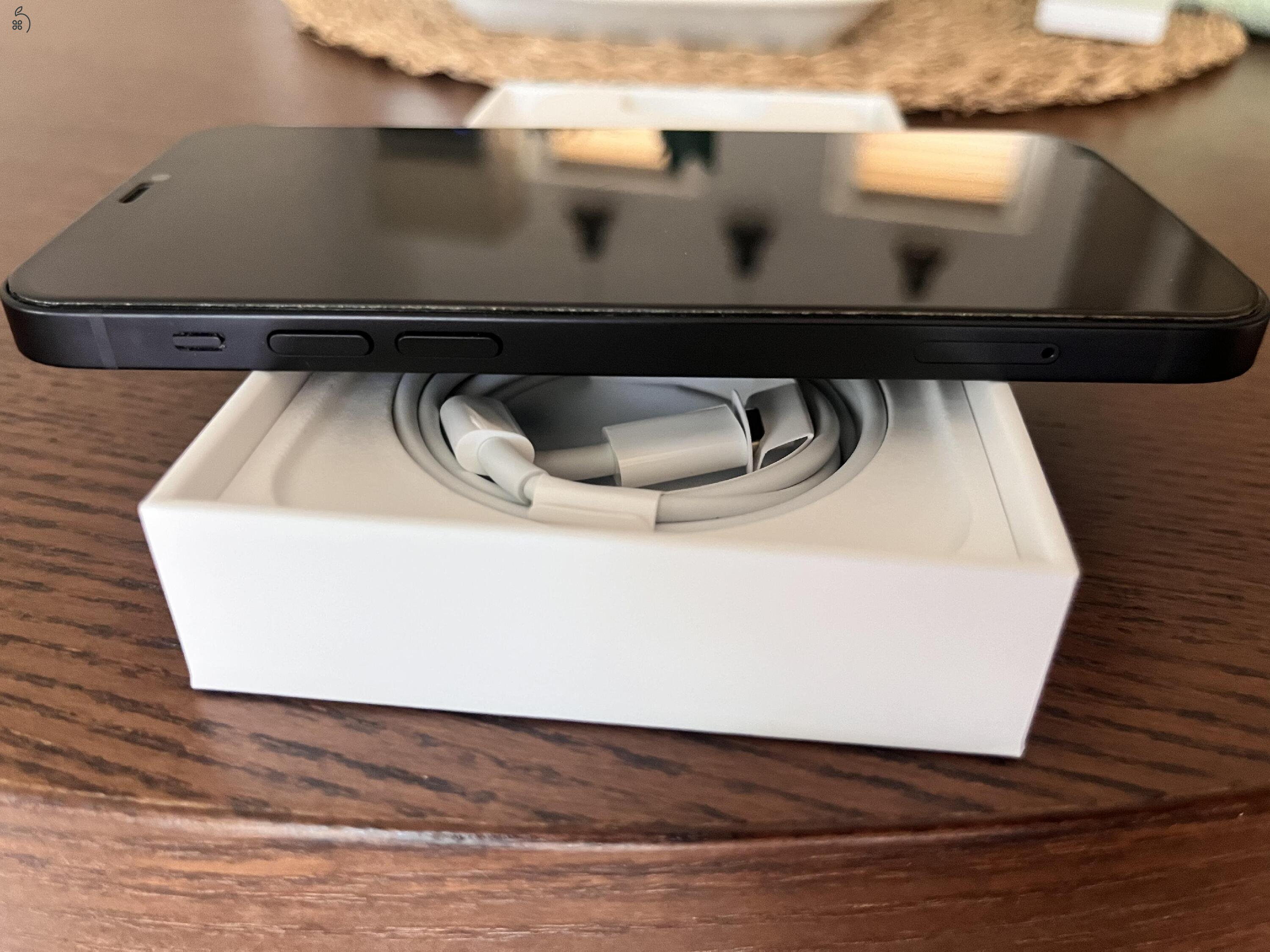 FÜGGETLEN iPhone 12 Black 128GB