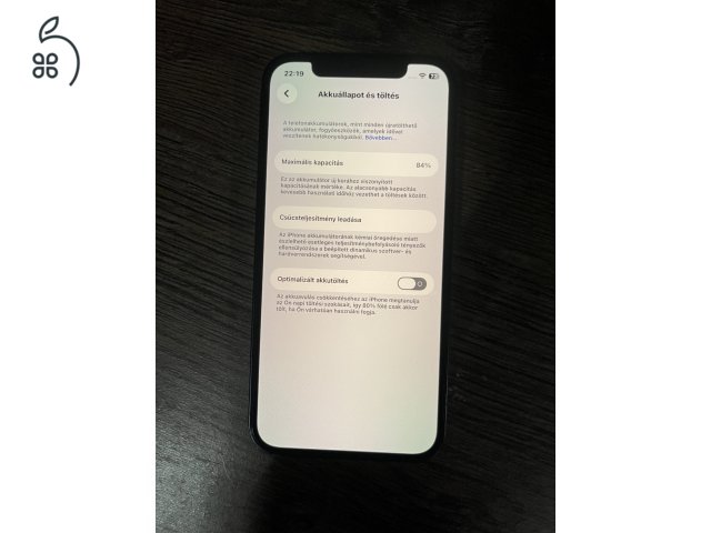 iPhone 12 64GB, 84% gyári akku, független, megkímélt 