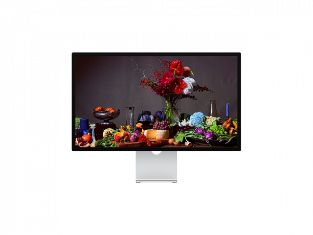 Apple Studio Display - Standard glass - Tilt- and height-adjustable stand
