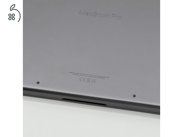 MacBook Pro 16″ 2021, M1 Max 10 Cores, 32 GB RAM, 32 core GPU, 1TB SSD,  27% Áfa, (0527AB)