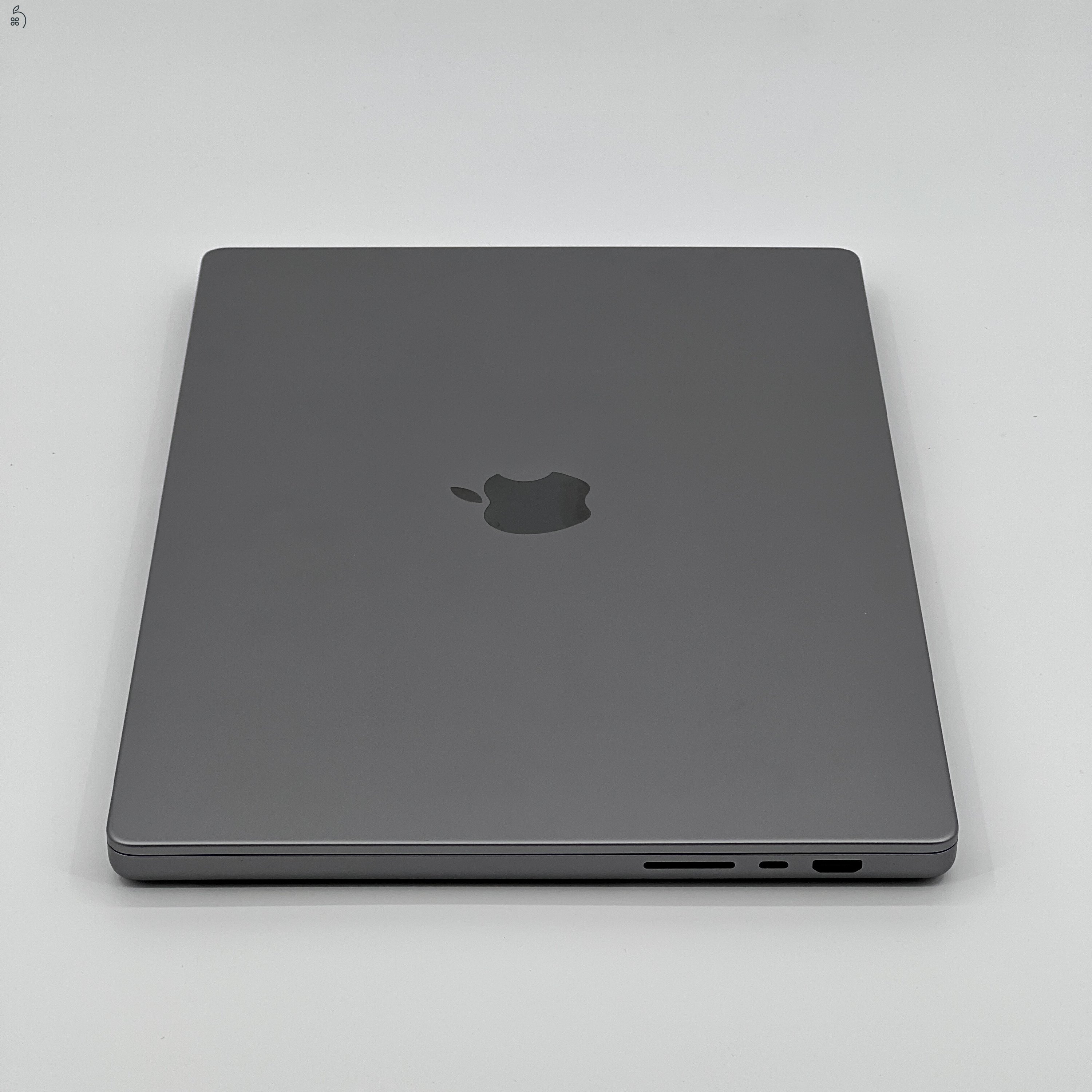 MacBook Pro 16″ 2021, M1 Max 10 Cores, 32 GB RAM, 32 core GPU, 1TB SSD,  27% Áfa, (0527AB)
