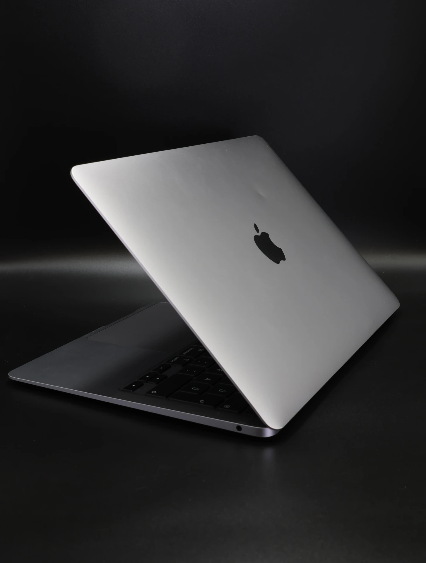 Apple MacBook Air 13″ 2020 M1 256 GB Space Gray 88% akku - 12 HÓ GARANCIA