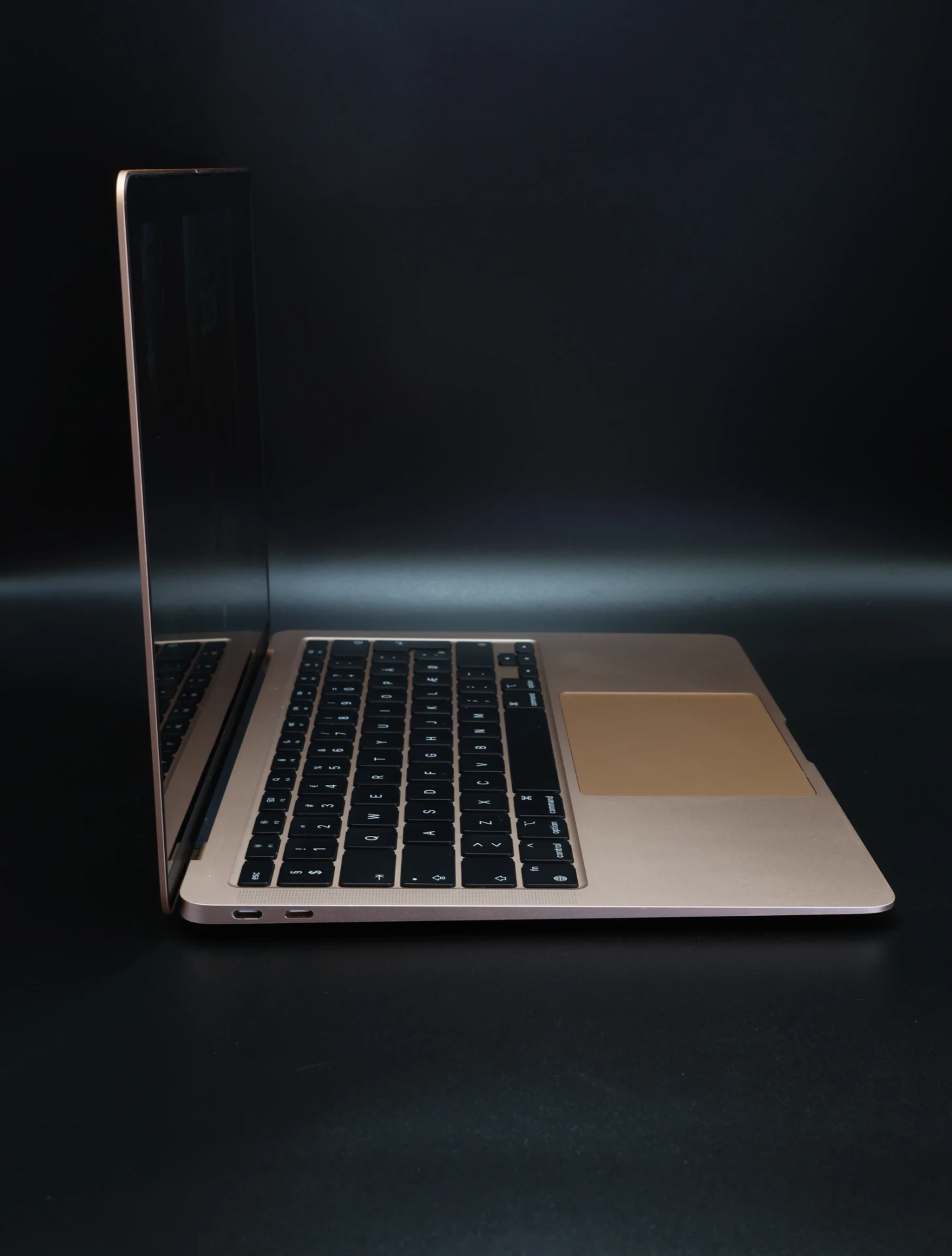 Apple MacBook Air 13″ 2020 M1 256 GB Gold 86% akku - 12 HÓ GARANCIA