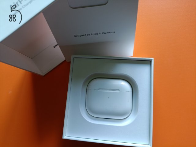 AirPods 3, a bal oldali hibás!