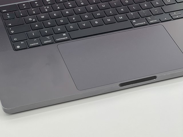 MacBook Pro 16
