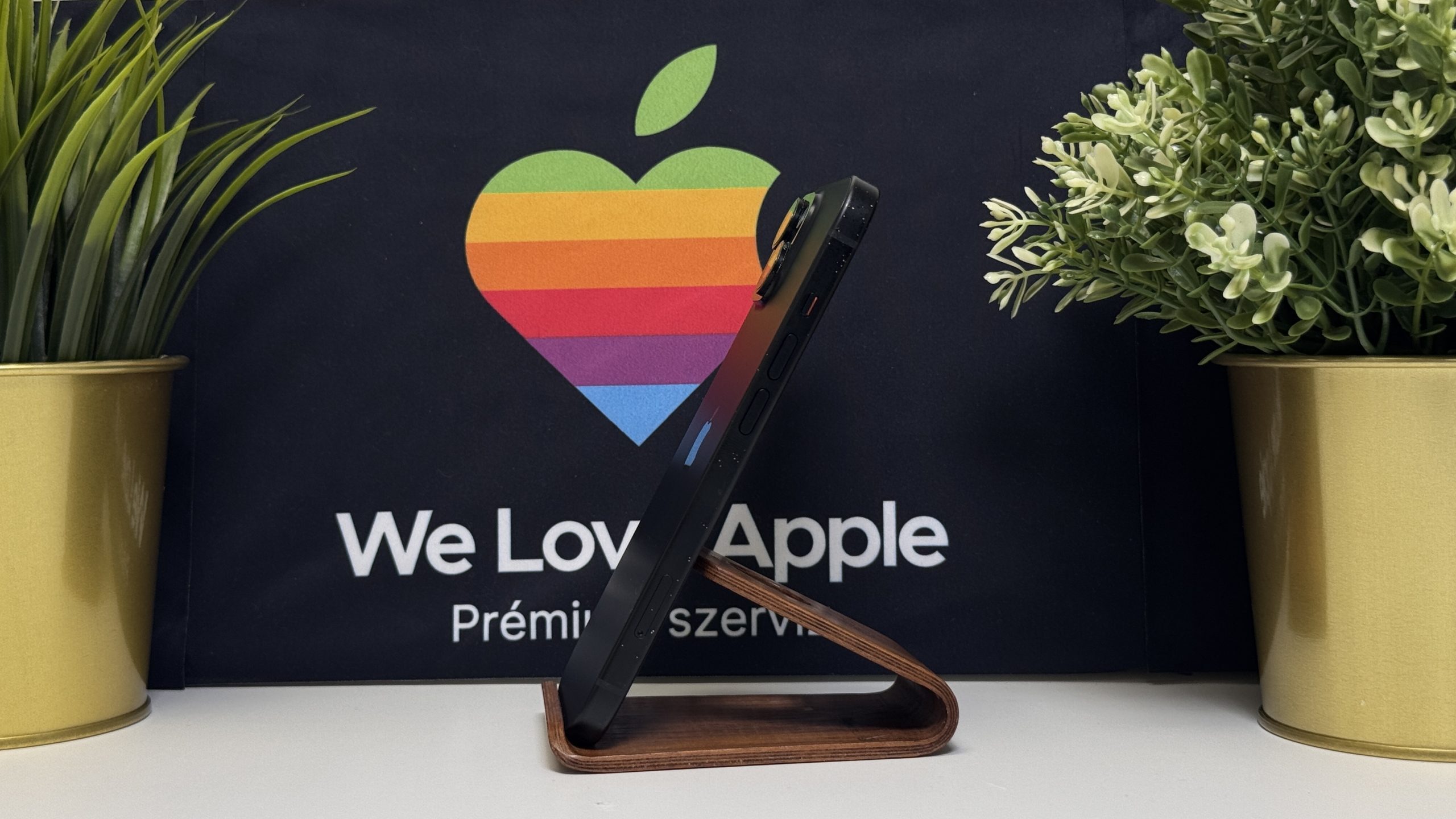 iPhone 15 128GB, Fekete, Független, Számla, 2 Év Garancia, 88%