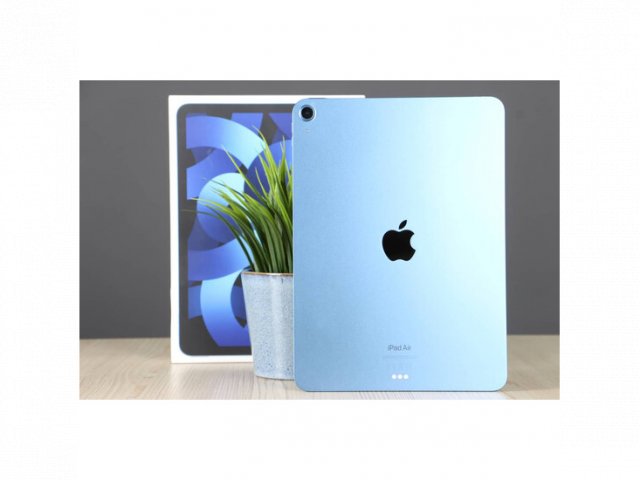 Használt Apple iPad Air 5 64GB kék Wifi A US-8226