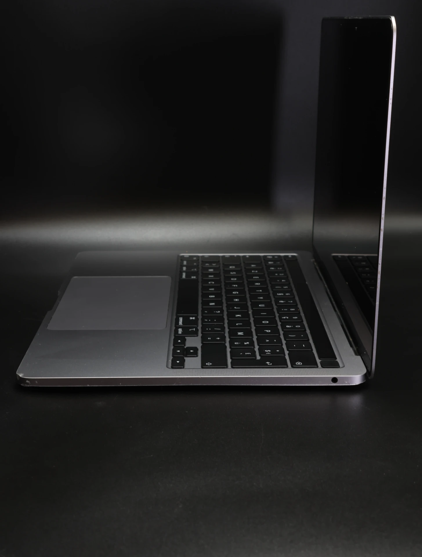 Apple MacBook Pro 13″ 2020 M1 256 GB Space Gray 93% akku - 12 HÓ GARANCIA